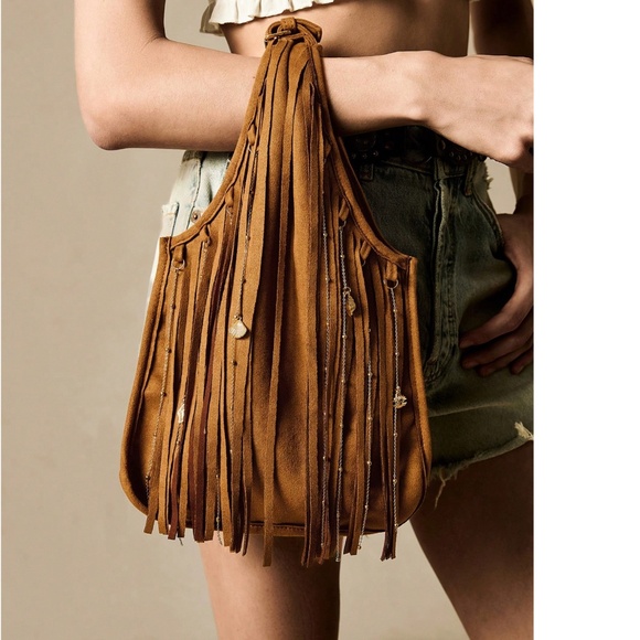Western Vegan Suede Chain Detail Tassel Fringe Detail Tote Bag - Picture 1 of 9
